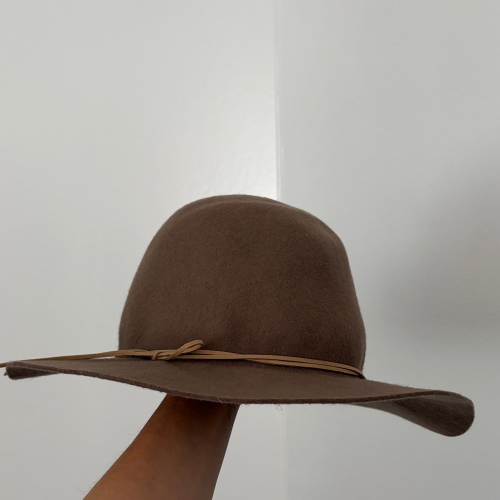 HatAttack Elegant Brown Wide-Brim Wool Hat